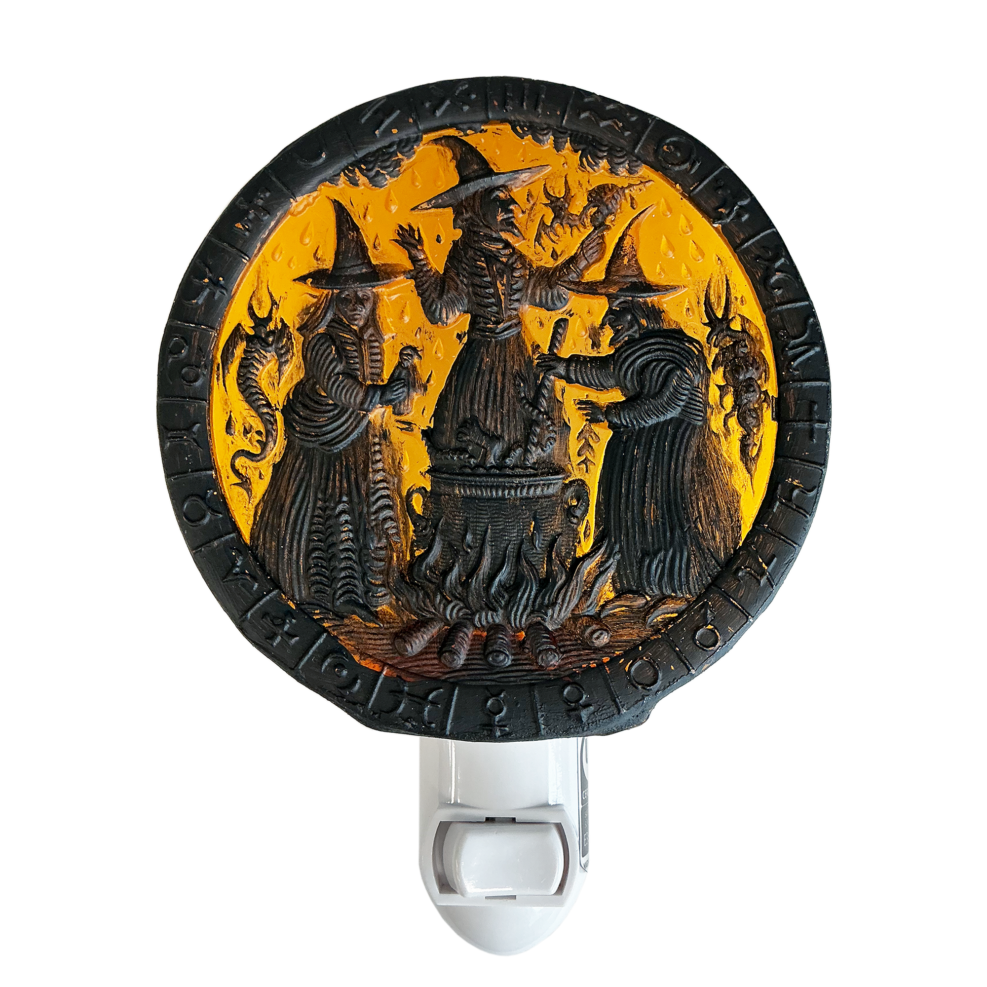 Coven Nightlight designed by Luciana Nedelea